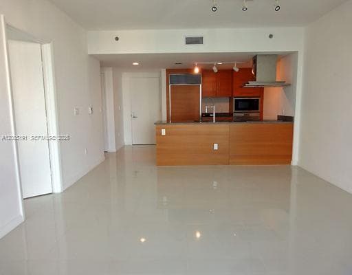 485 Brickell Ave # 2303, Miami, FL 33131 photo 2