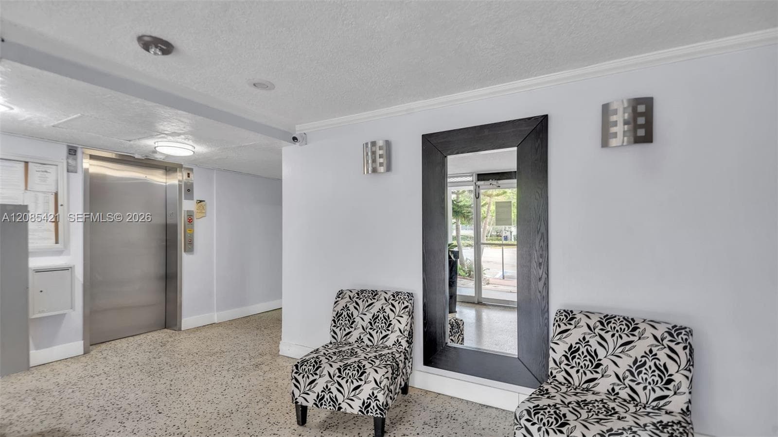 8001 Crespi Blvd # 4B, Miami Beach, FL 33141 photo 2