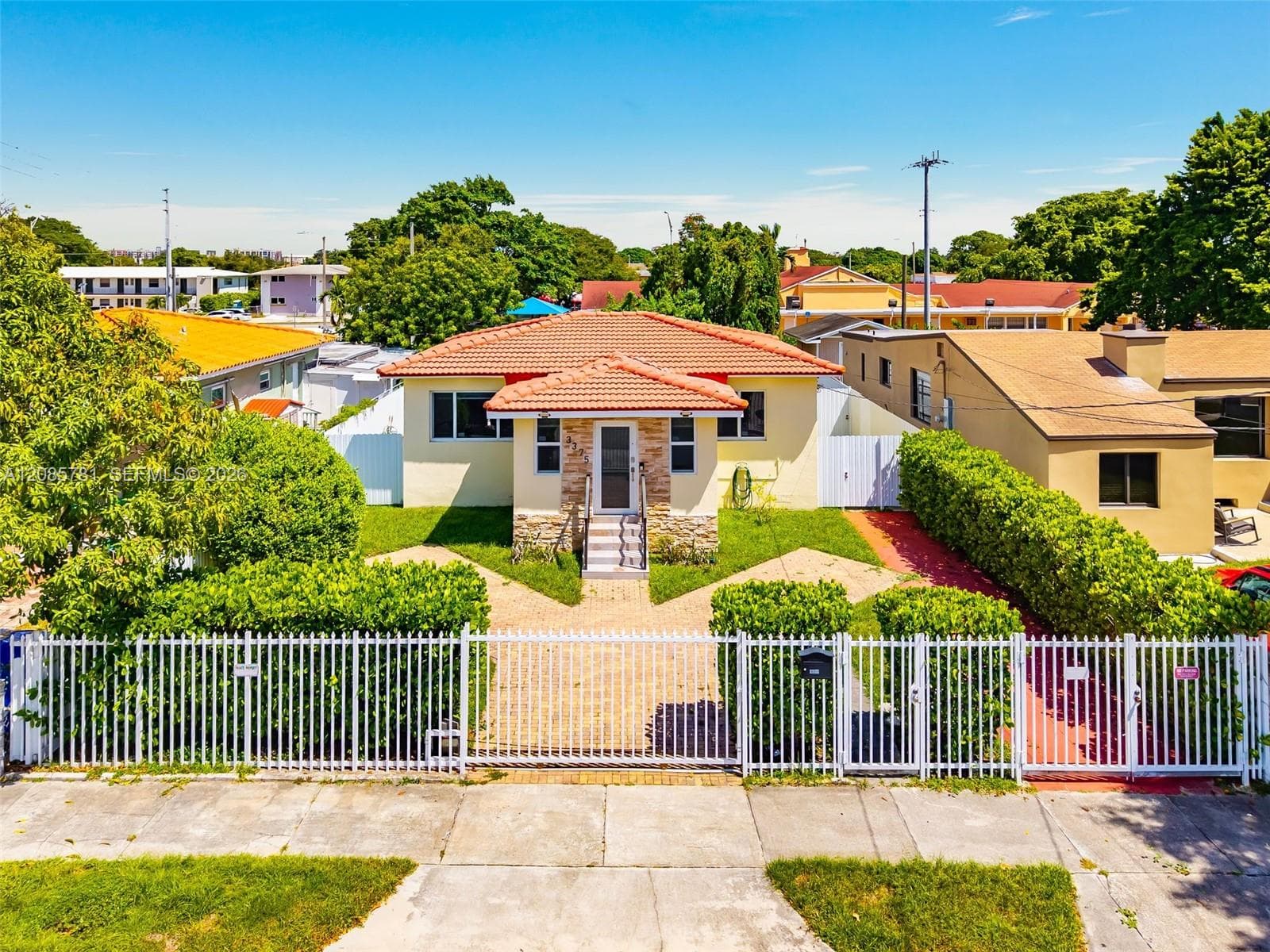 3375 SW 1st St, Miami, FL 33135